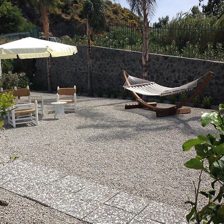 Casa Arcada Bed & Breakfast Vulcano  Bagian luar foto