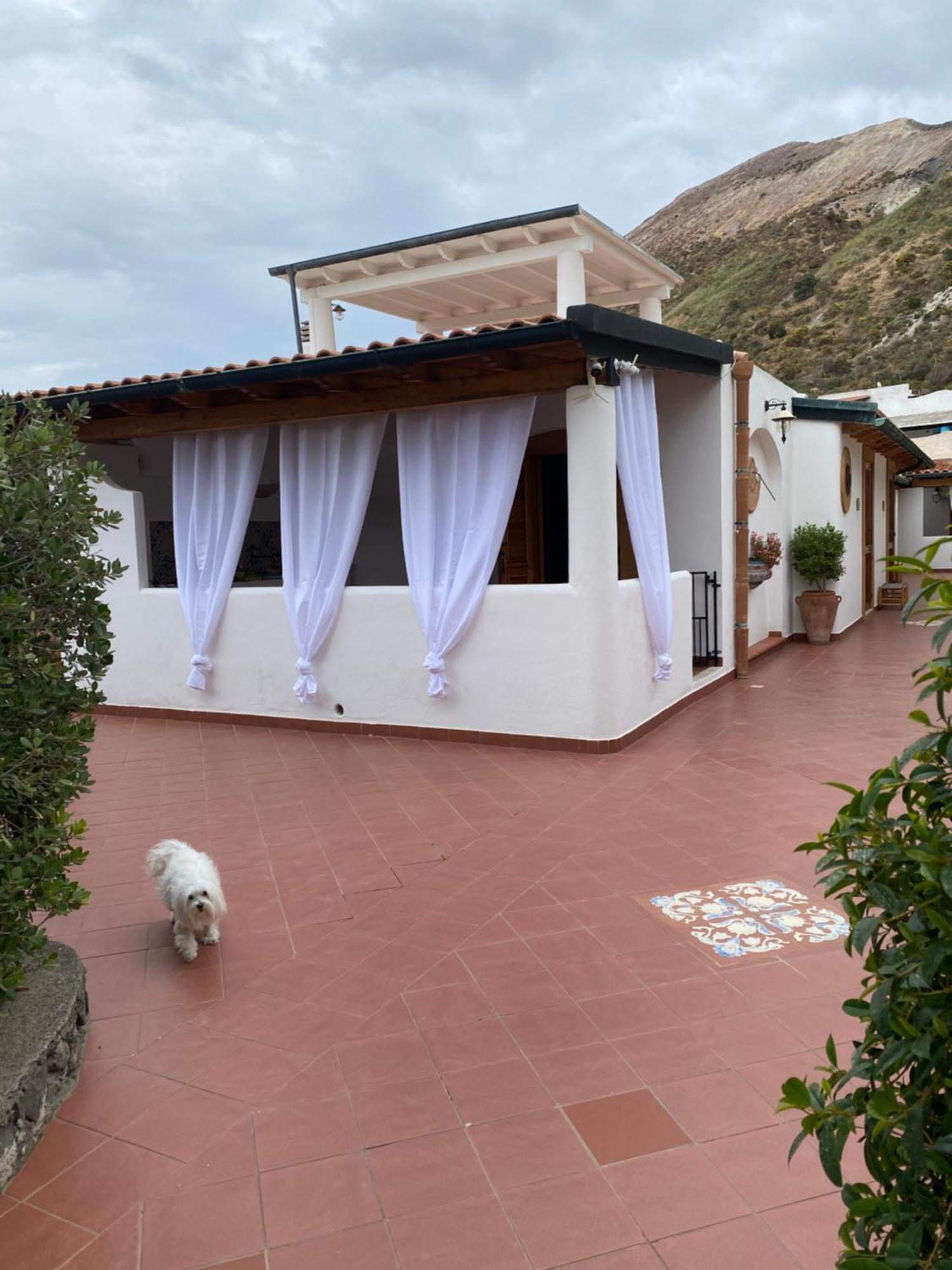 Casa Arcada Bed & Breakfast Vulcano  Bagian luar foto