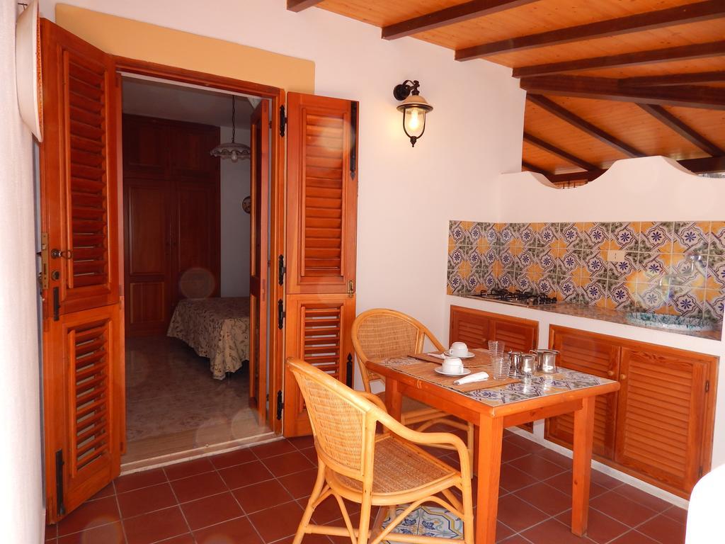 Casa Arcada Bed & Breakfast Vulcano  Bagian luar foto