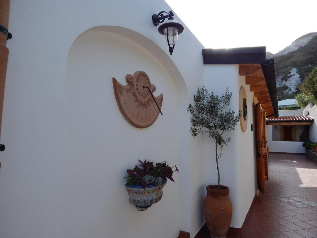 Casa Arcada Bed & Breakfast Vulcano  Bagian luar foto