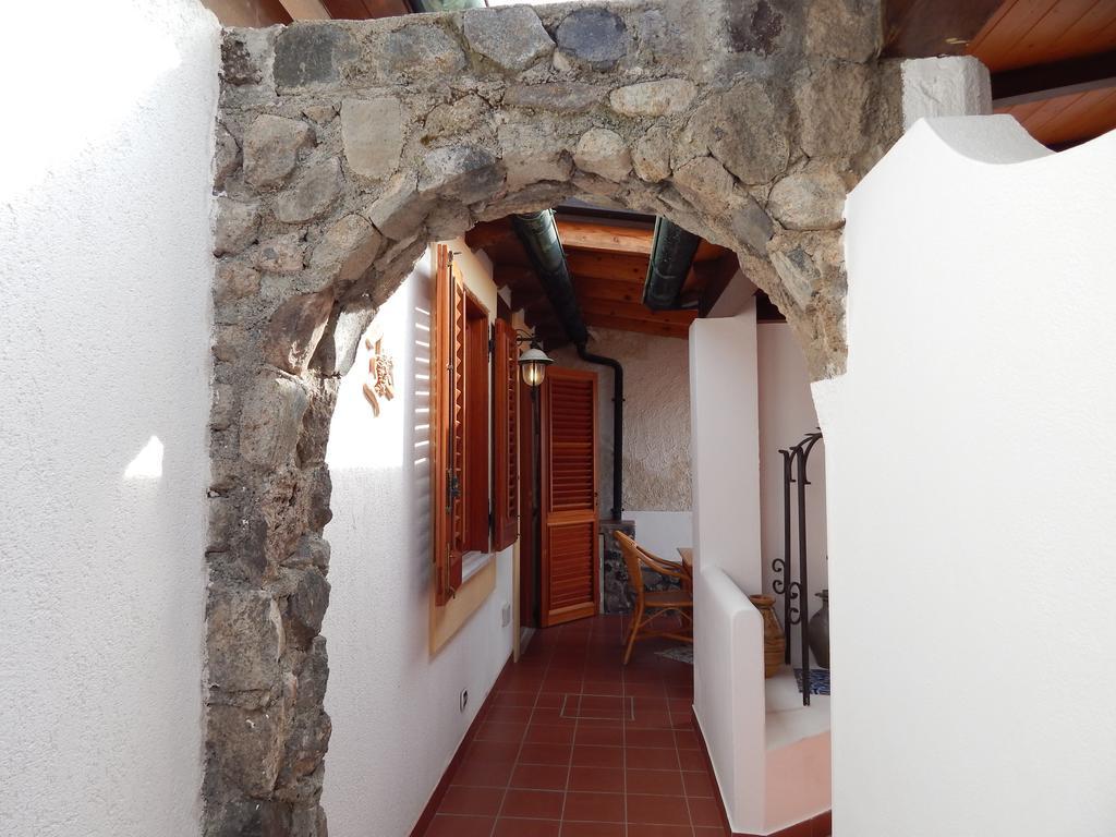 Casa Arcada Bed & Breakfast Vulcano  Bagian luar foto