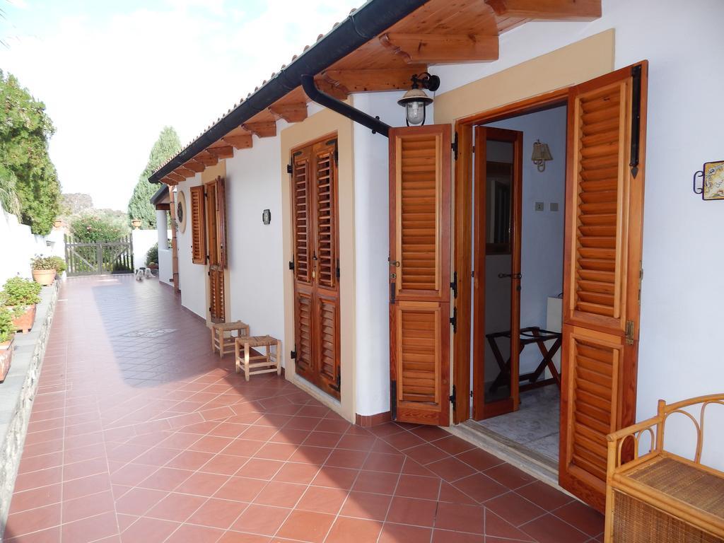 Casa Arcada Bed & Breakfast Vulcano  Bagian luar foto