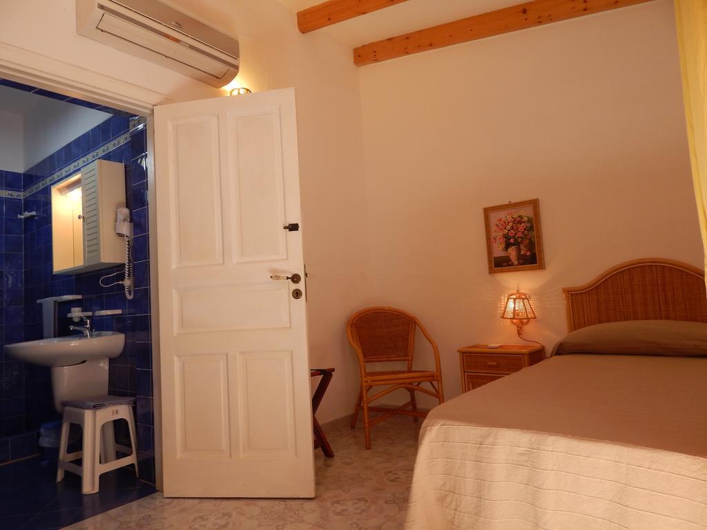 Casa Arcada Bed & Breakfast Vulcano  Bagian luar foto