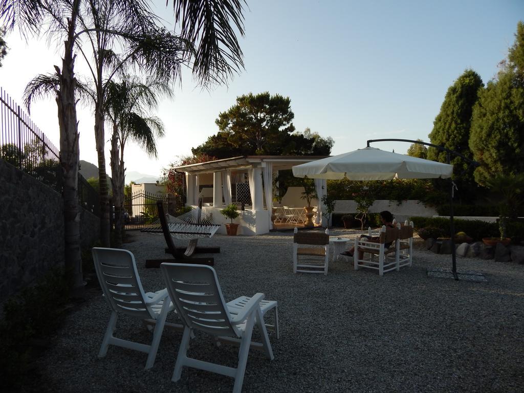 Casa Arcada Bed & Breakfast Vulcano  Bagian luar foto